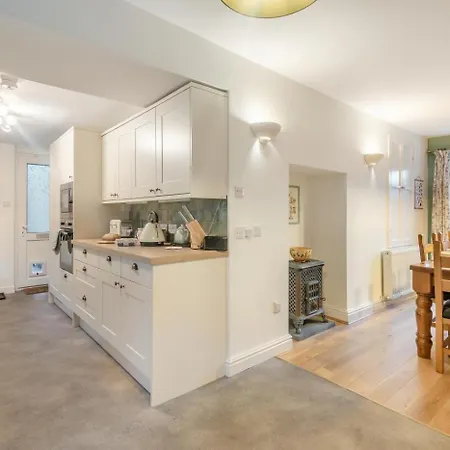 3 Bed In Oc-t34461