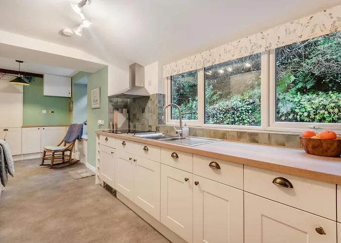 بيت للعطل 3 Bed In Oc-t34461 *